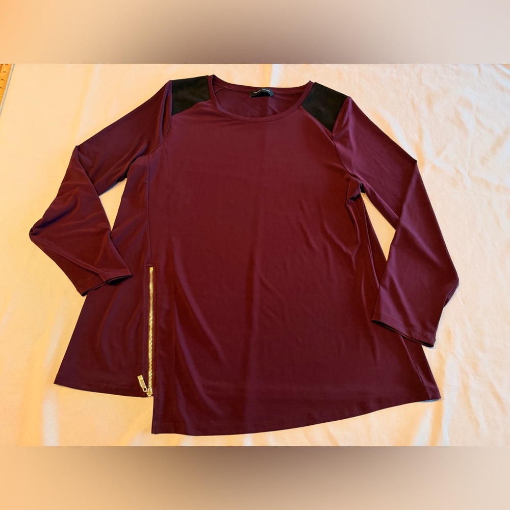 Ivanka Trump Burgundy Asymmetrical Tunic with Black Suede Shoulders Sz Petite